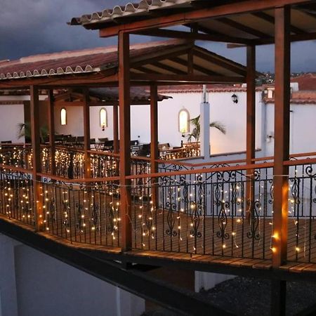 Hospederia Villa De Los Saenz Вилья-де-Лейва Экстерьер фото