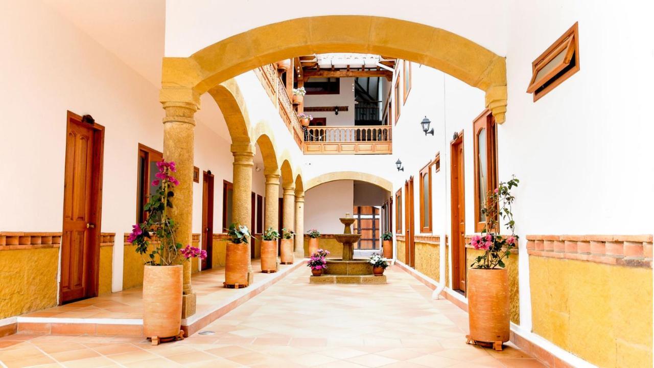 Hospederia Villa De Los Saenz Вилья-де-Лейва Экстерьер фото