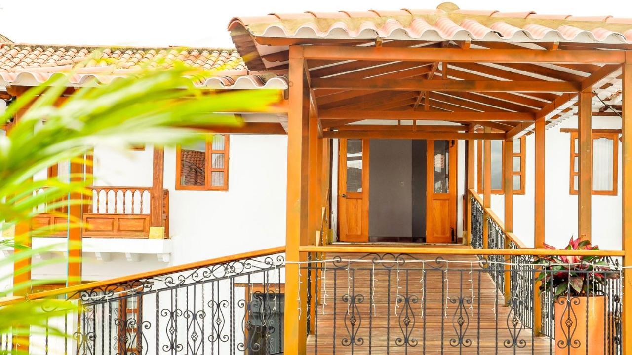 Hospederia Villa De Los Saenz Вилья-де-Лейва Экстерьер фото
