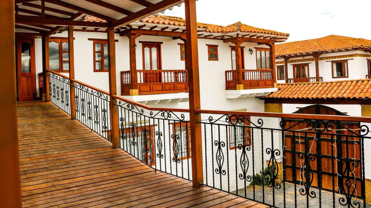 Hospederia Villa De Los Saenz Вилья-де-Лейва Экстерьер фото
