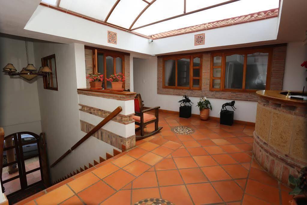 Hospederia Villa De Los Saenz Вилья-де-Лейва Экстерьер фото